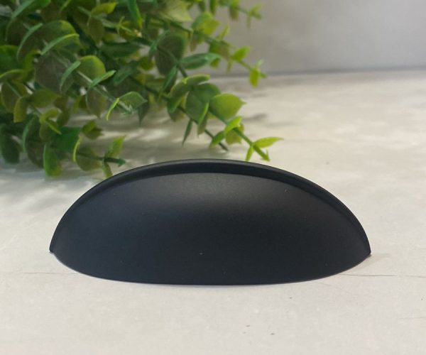 332 Aniela preto fosco