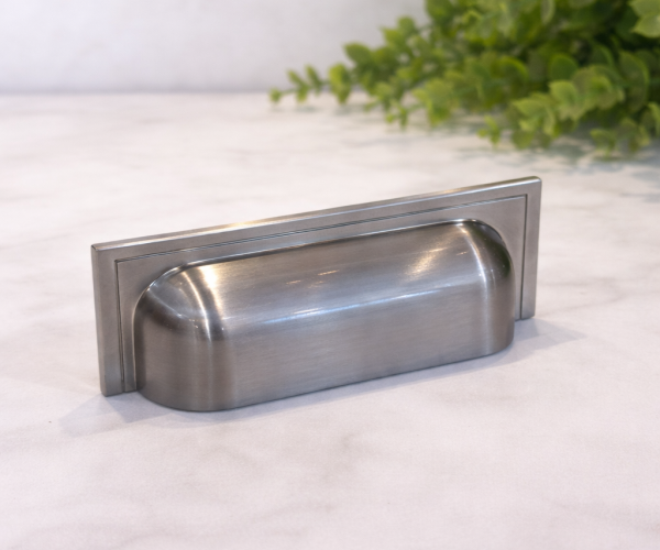 Plymouth 80 níquel escovado