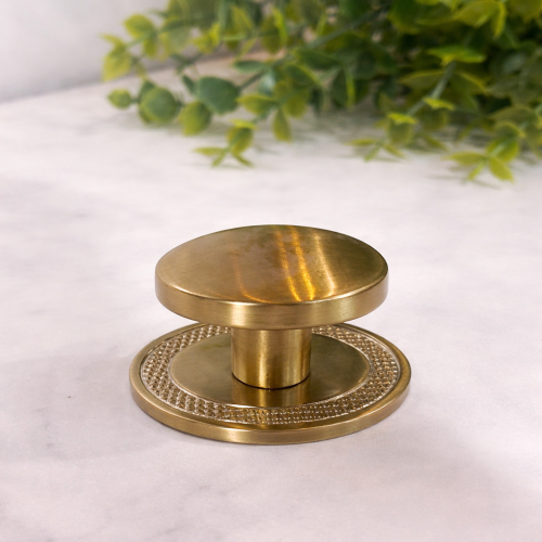 Pux. Beetle com base granada Gold esc