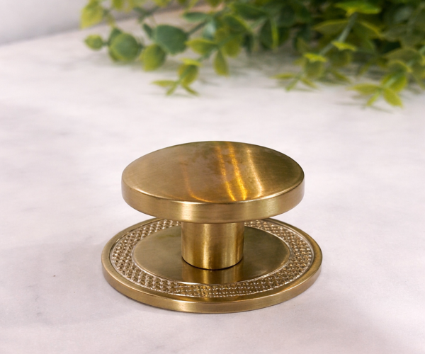 Pux. Beetle com base granada Gold esc